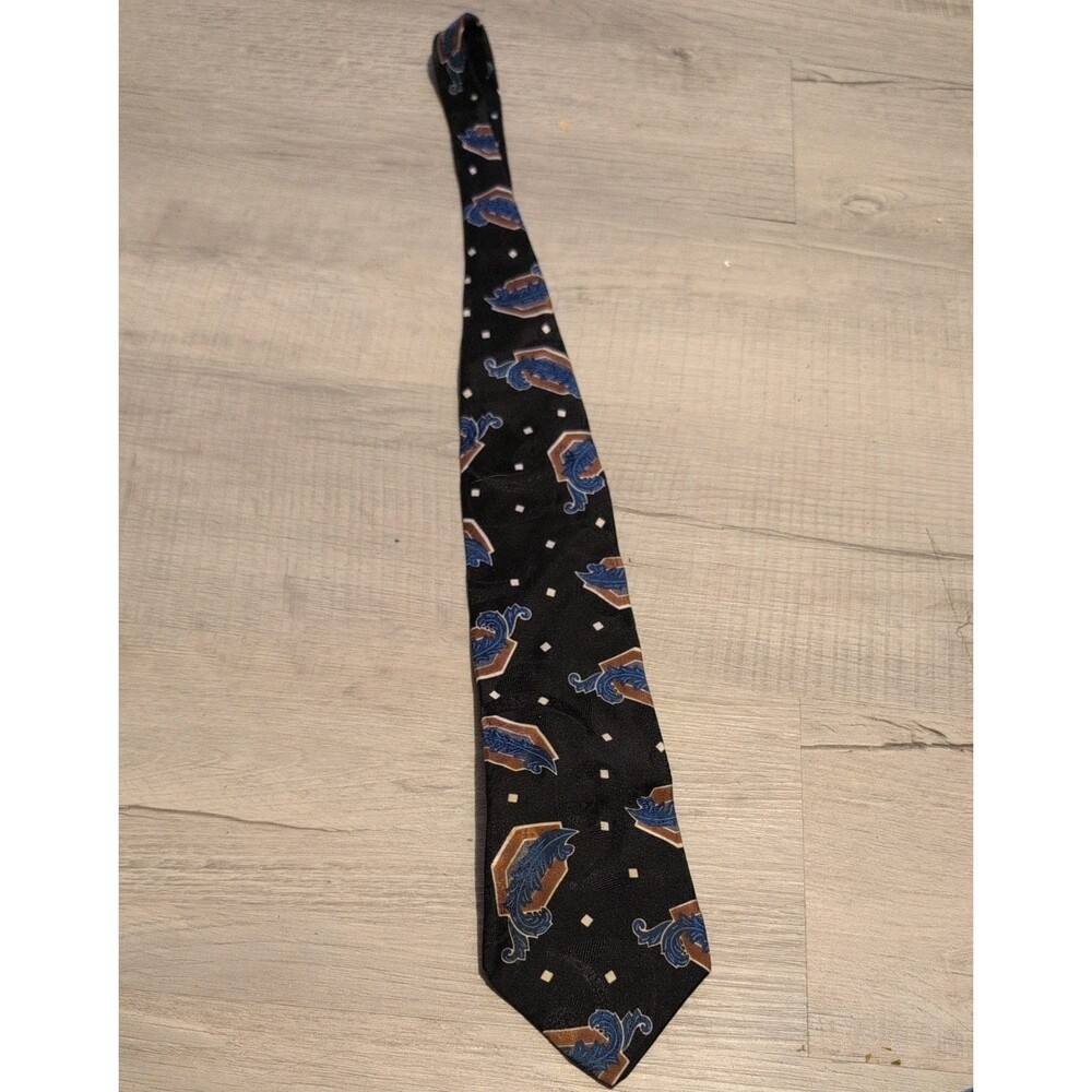 Mario Valentino 100% Italian Silk made in USA Menโs Tie Black floral scrolls